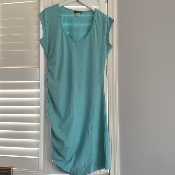 Rouched t-shirt dress - Picture 2 of 2